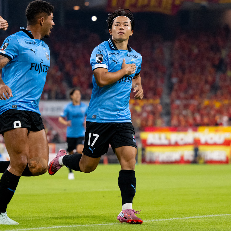 川崎フロンターレ　伊藤達哉　グッズ 17 伊藤達哉選手 川崎フロンターレ LEDライトバッジ - メルカリ