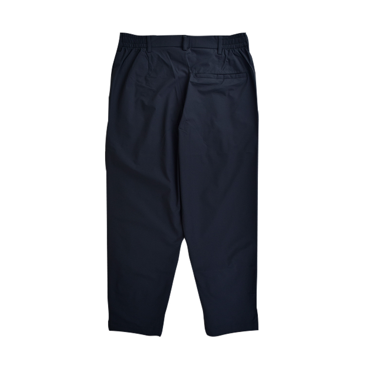 PUMA×FRONTALE ESS ウーブン クロップド テーパードパンツ