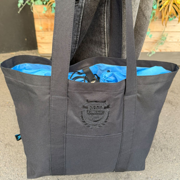 巾着トートバッグ(ブラックエンブレム)