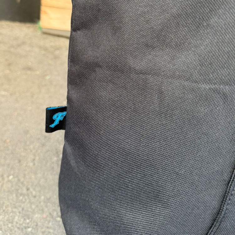 巾着トートバッグ(ブラックエンブレム)