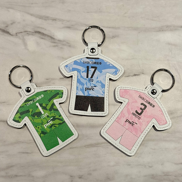 26ユニフォーム本革キーホルダー(1st)