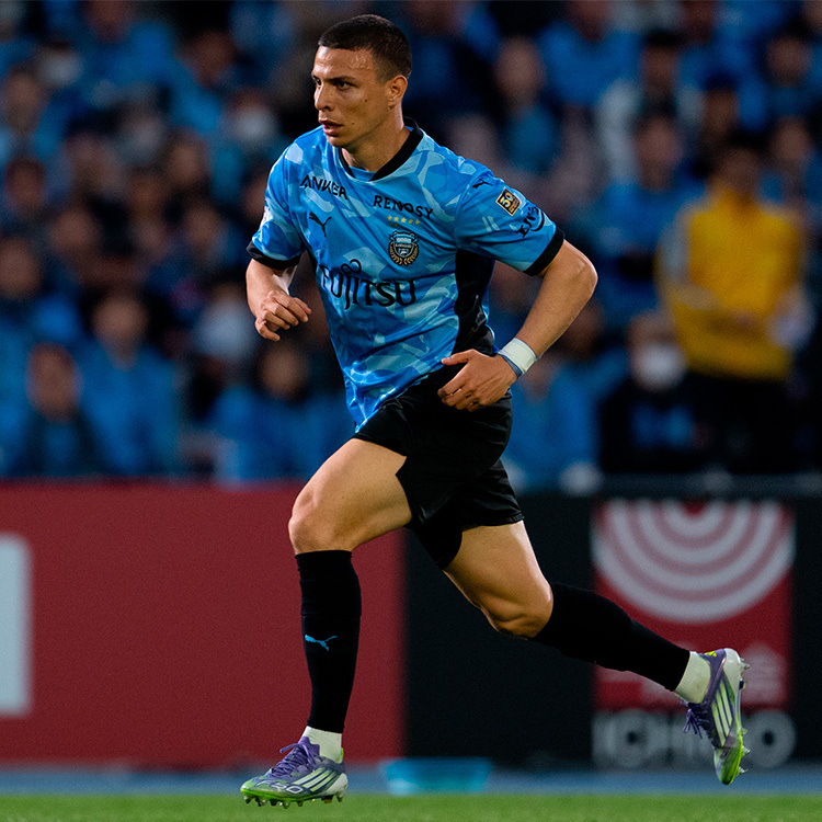 4/5(日)浦和レッズ戦あんたが大賞フェイスタオル(ラザル ロマニッチ選手)