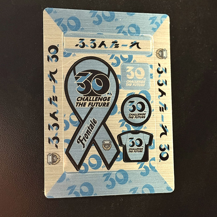 26フォトフレームリボンマグネット(30周年)