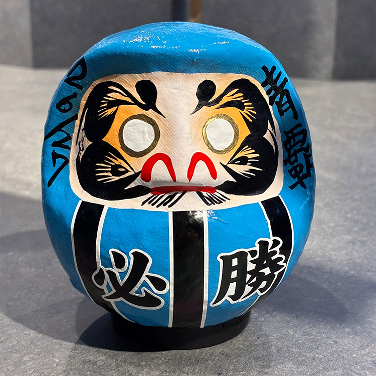 26/27 必勝だるま