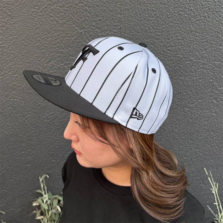 【NEWERA】950 FRONTALE F STRIPE WHT/BLK