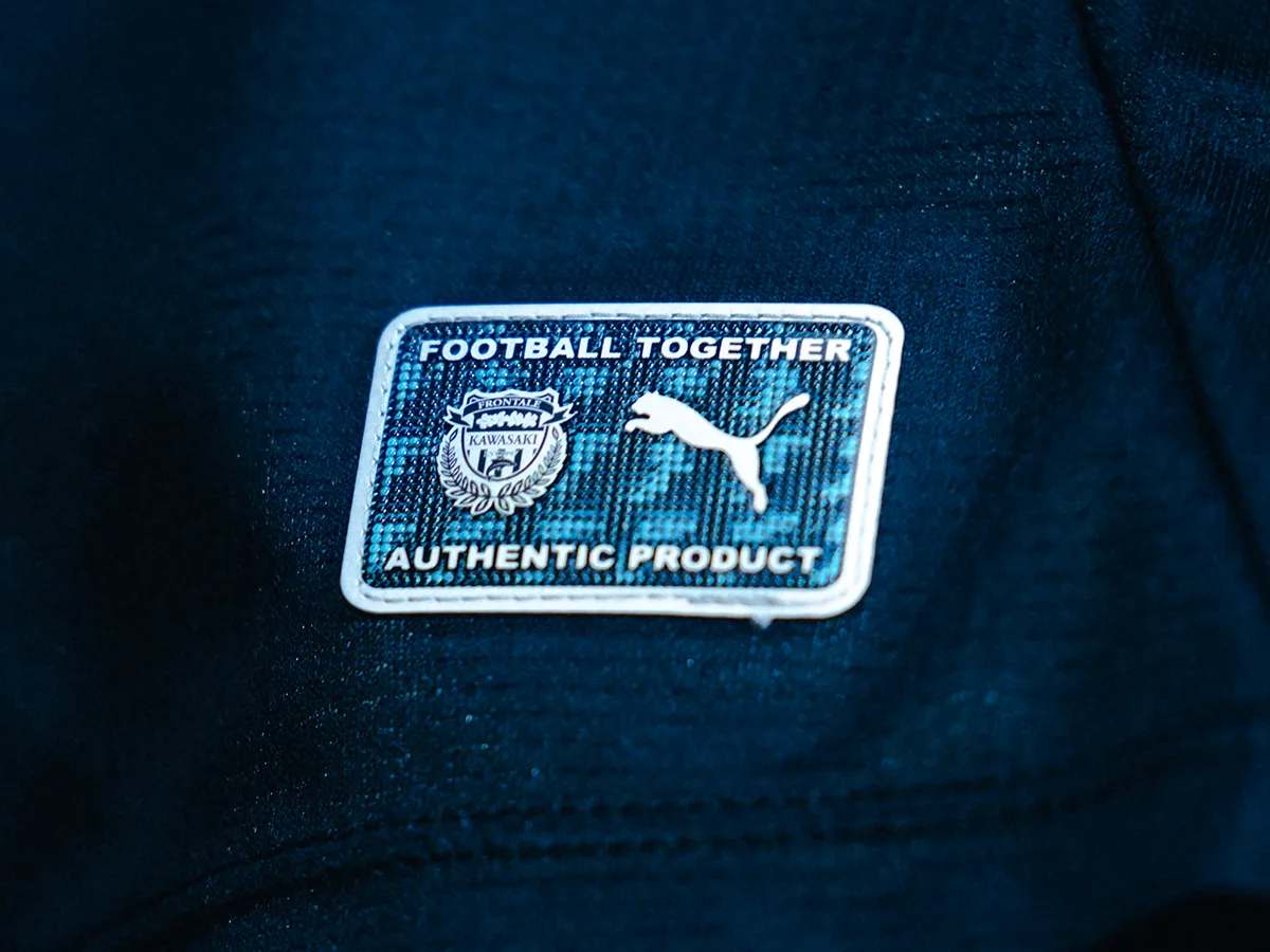 PUMA LOGO